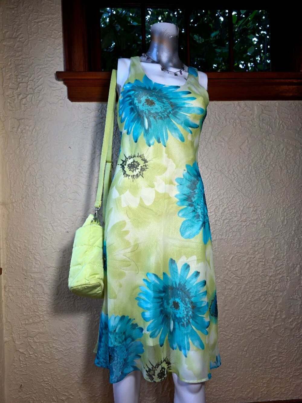 Jessica brand floral midi dress